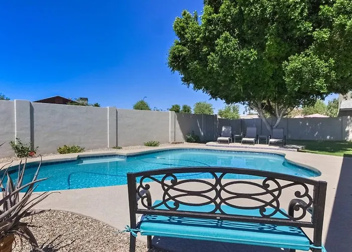 Remodel W Sparkling Pool And Game * Tempe